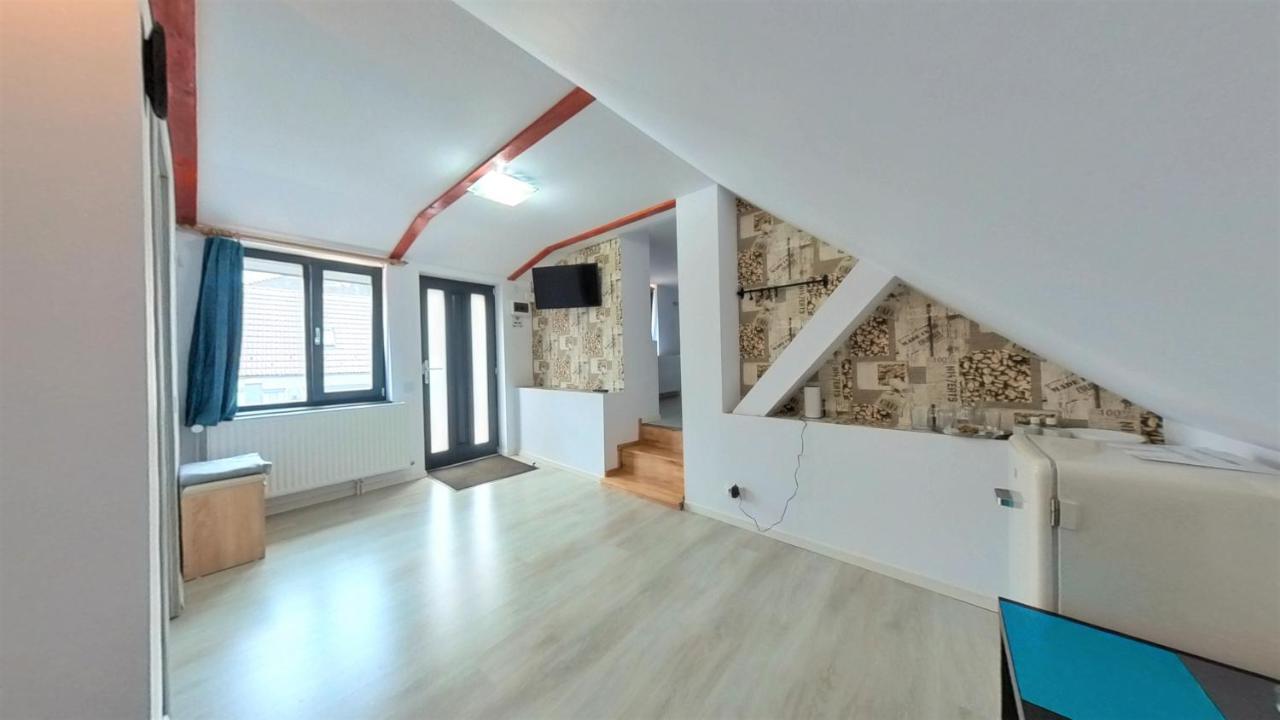 Appartamento Casa J. Gusbeth - Braşov Esterno foto