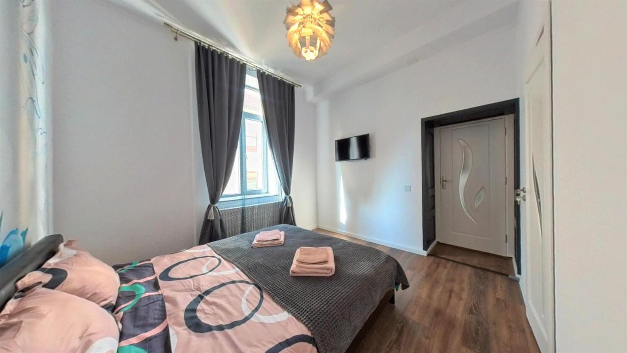 Appartamento Casa J. Gusbeth - Braşov Esterno foto
